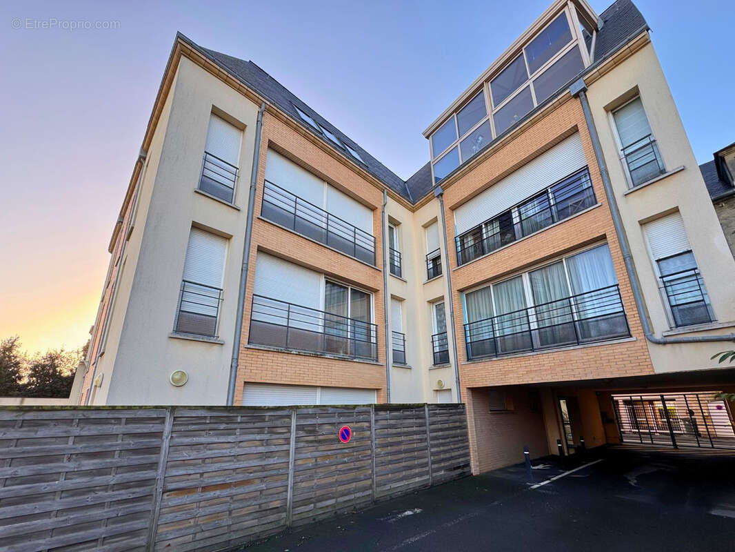 Appartement à LION-SUR-MER