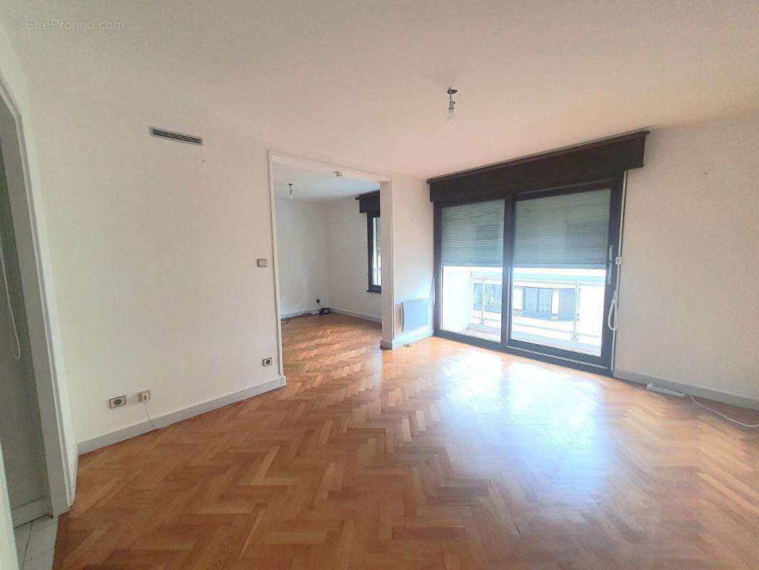 Appartement à LYON-6E