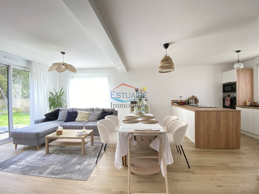 Maison à LE TEMPLE-DE-BRETAGNE