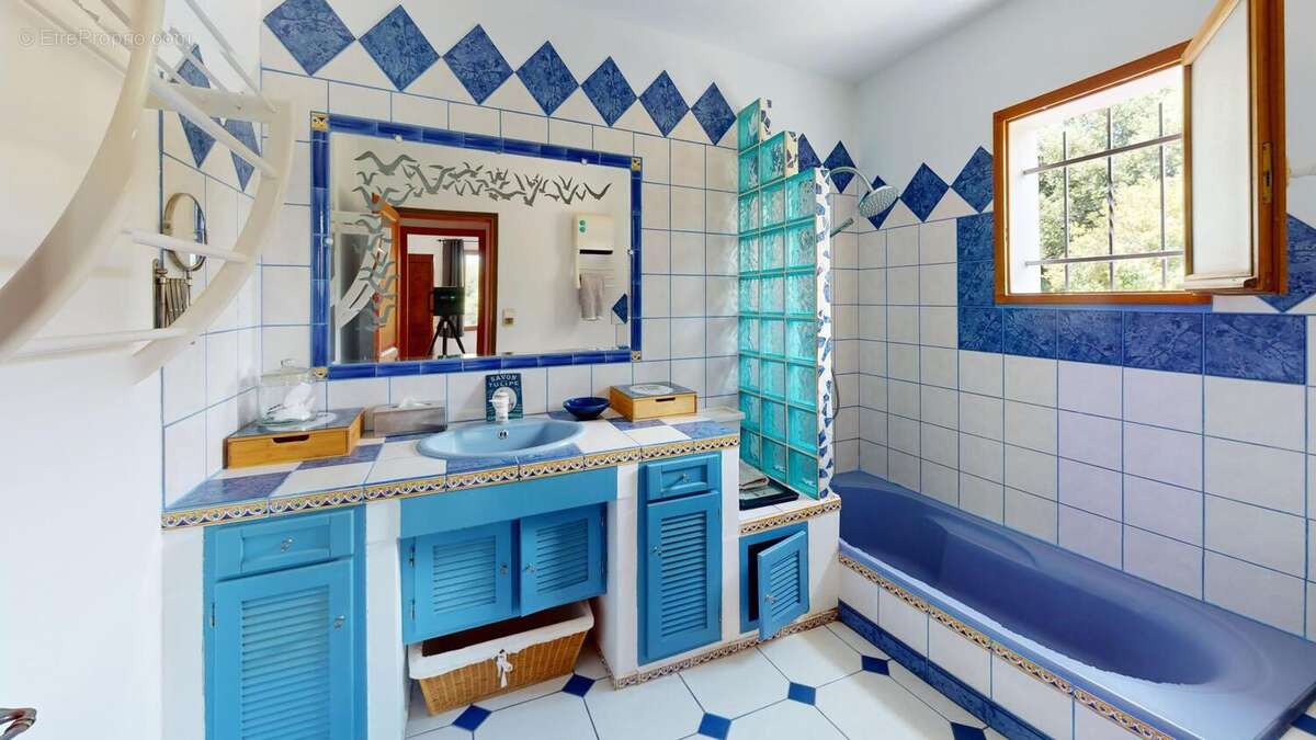 Photo 8 - Maison à FLASSANS-SUR-ISSOLE