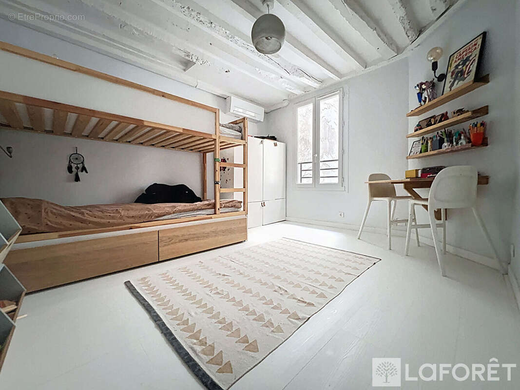 Appartement à PARIS-2E