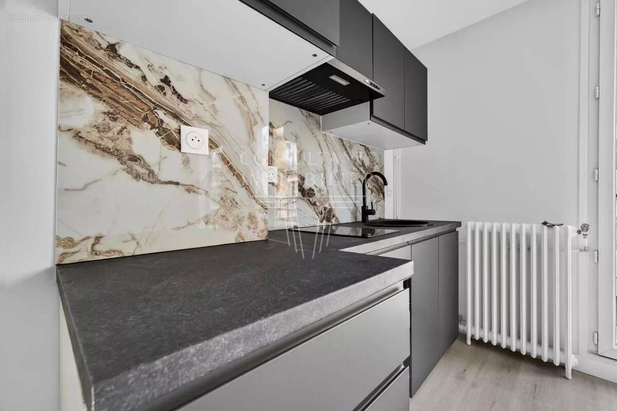 Appartement à LEVALLOIS-PERRET