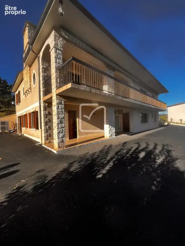 Maison 300m2 OBJAT - photo 3