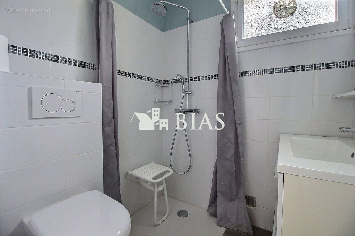 Maison à PONT-DE-L&#039;ARCHE