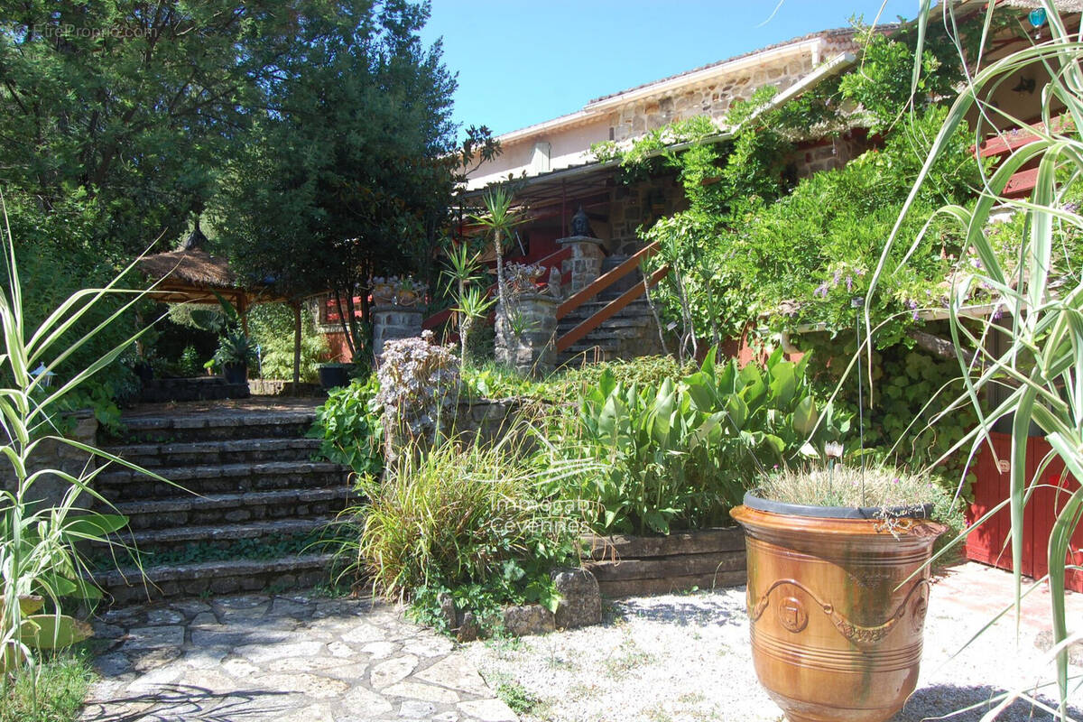Maison à SAINT-CHRISTOL-LES-ALES