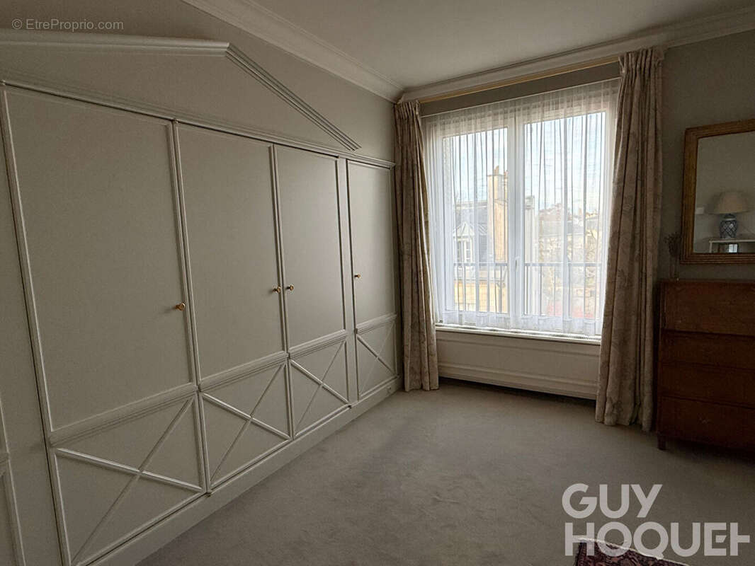 Appartement à VERSAILLES