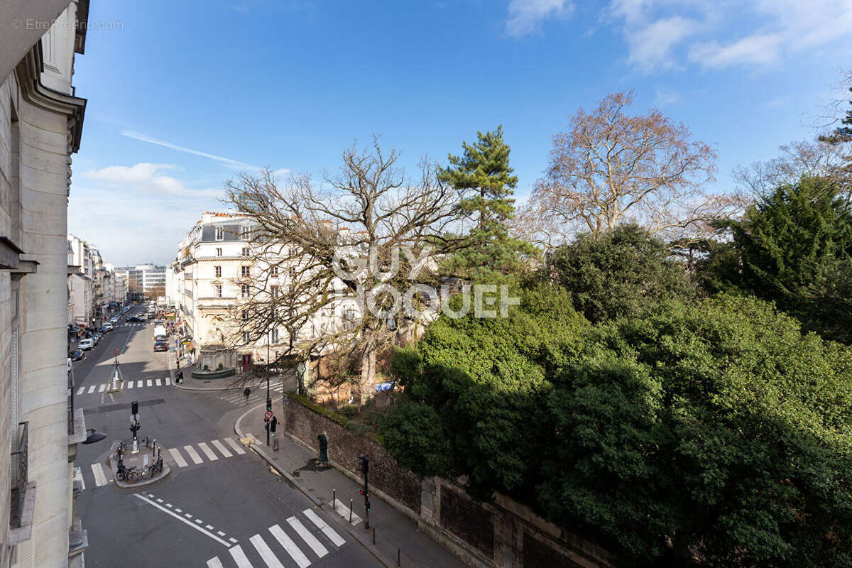 Appartement à PARIS-5E