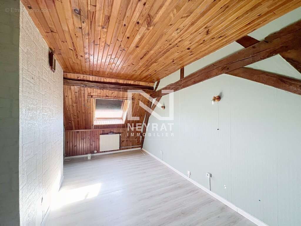 Maison à SAINT-EMILAND