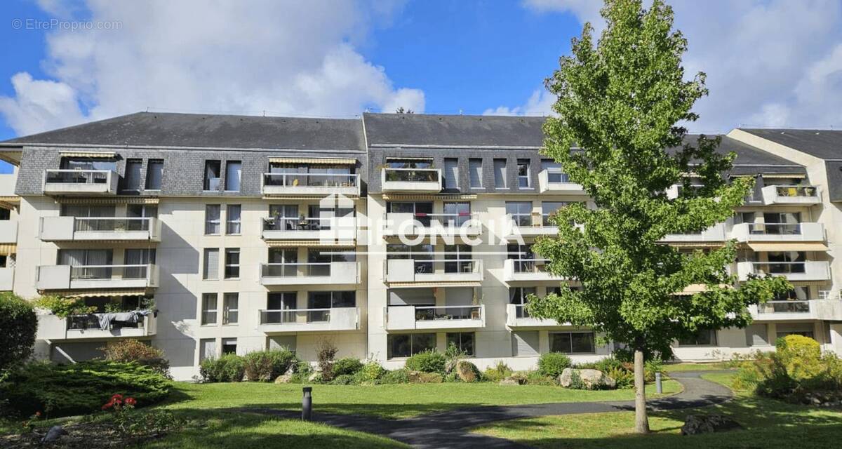 Appartement à FONTAINEBLEAU