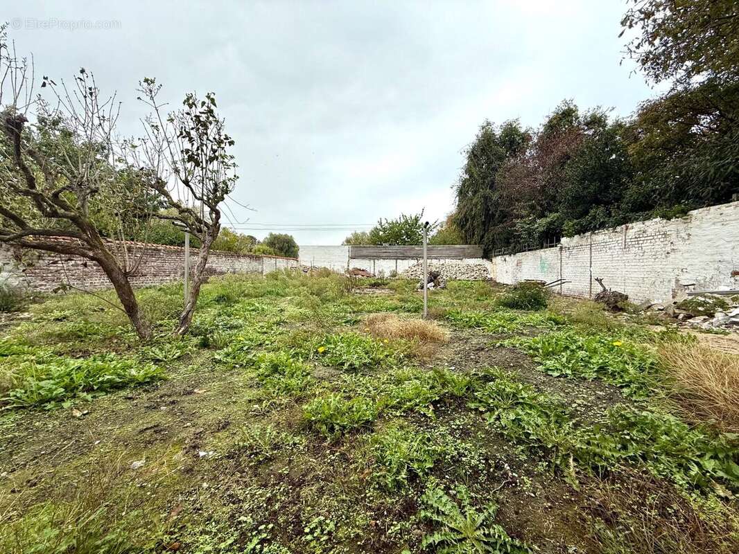 Maison à SAINT-PIERRE-BROUCK