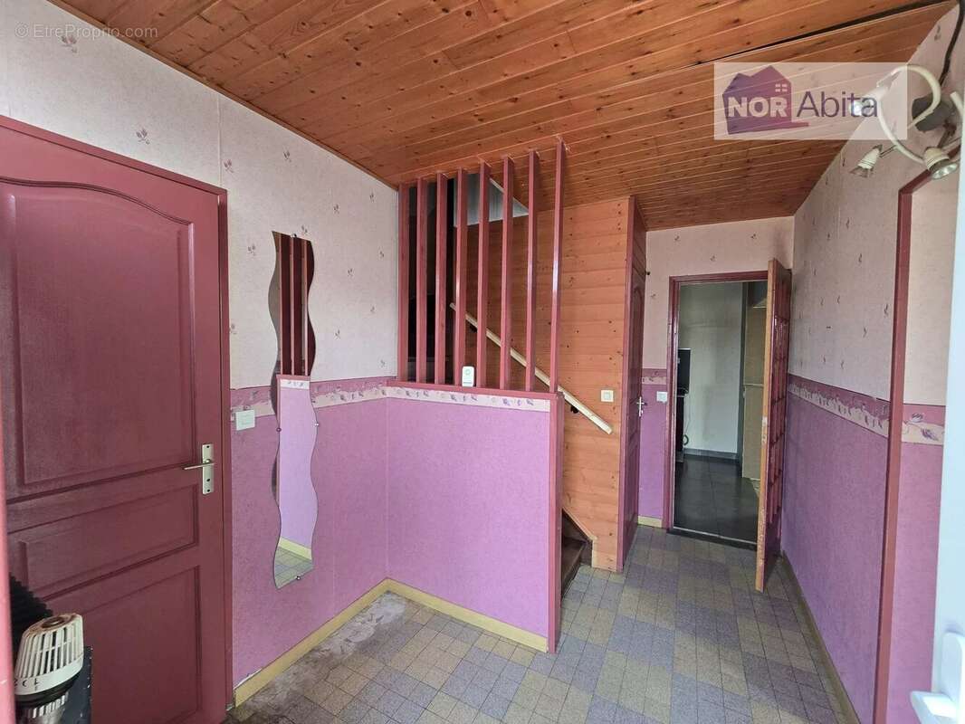 Maison bel étage à Allennes-les-Marais, - photo 2