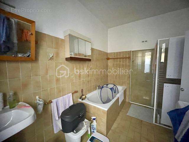 Maison à SAINT-LAURENT-D&#039;AIGOUZE