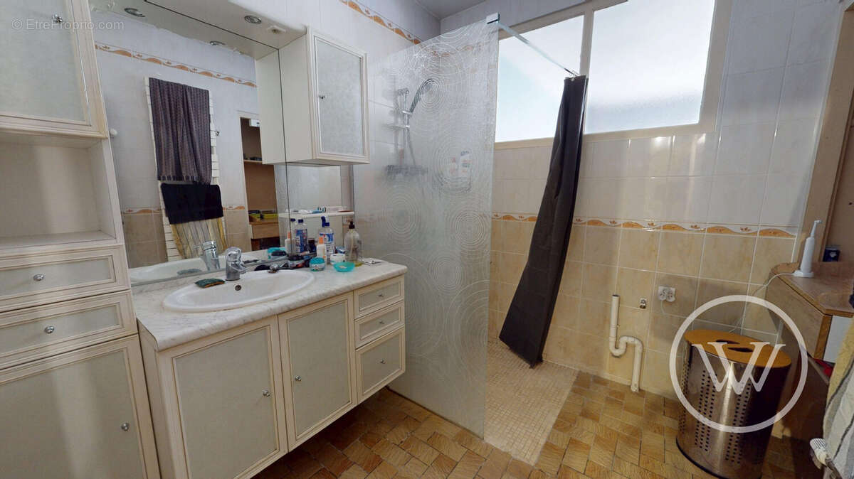 Appartement à RUREY