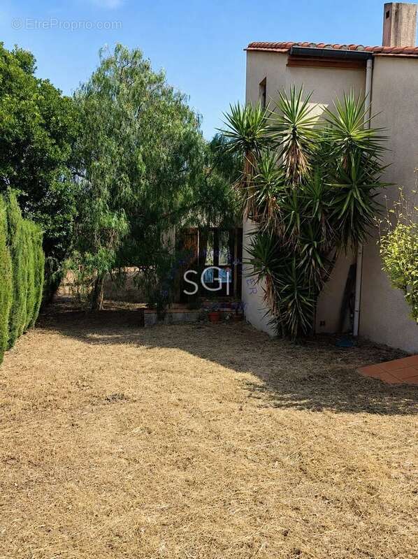 Villa 4 faces R+1 de 184 m2  avec garage, atelier et jardin - photo 3