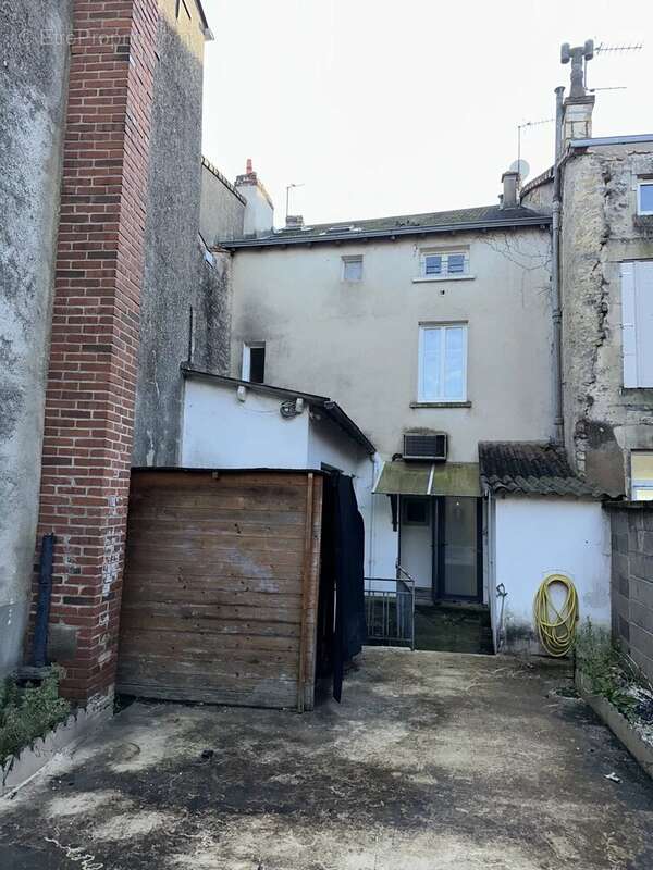 Maison à GENCAY