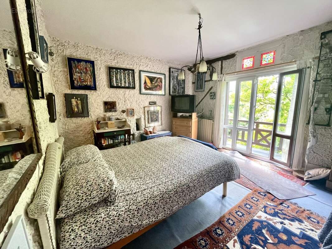 Maison de caractère fin XIXᵉ siècle – 7 pièces – Jardin arboré de 561 m² – Ermont - photo 16