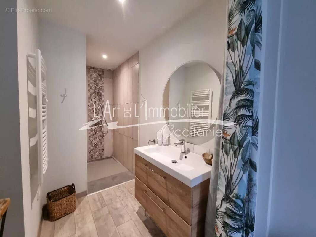 Appartement à MERCUES