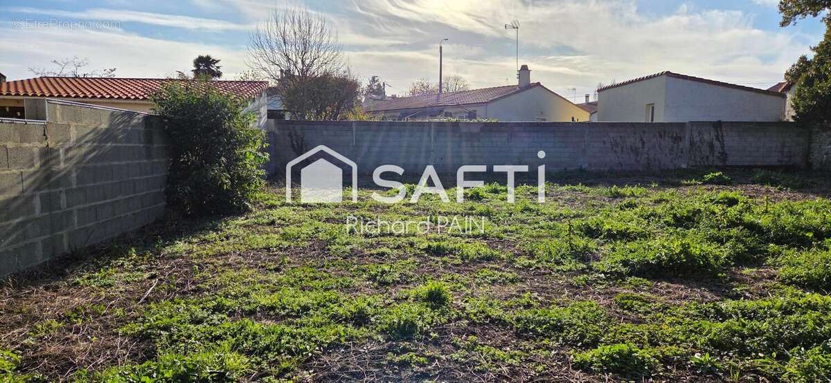 Photo 2 - Terrain à FRONTENAY-ROHAN-ROHAN