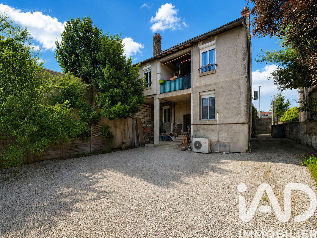 Photo 2 - Appartement à BRIVE-LA-GAILLARDE