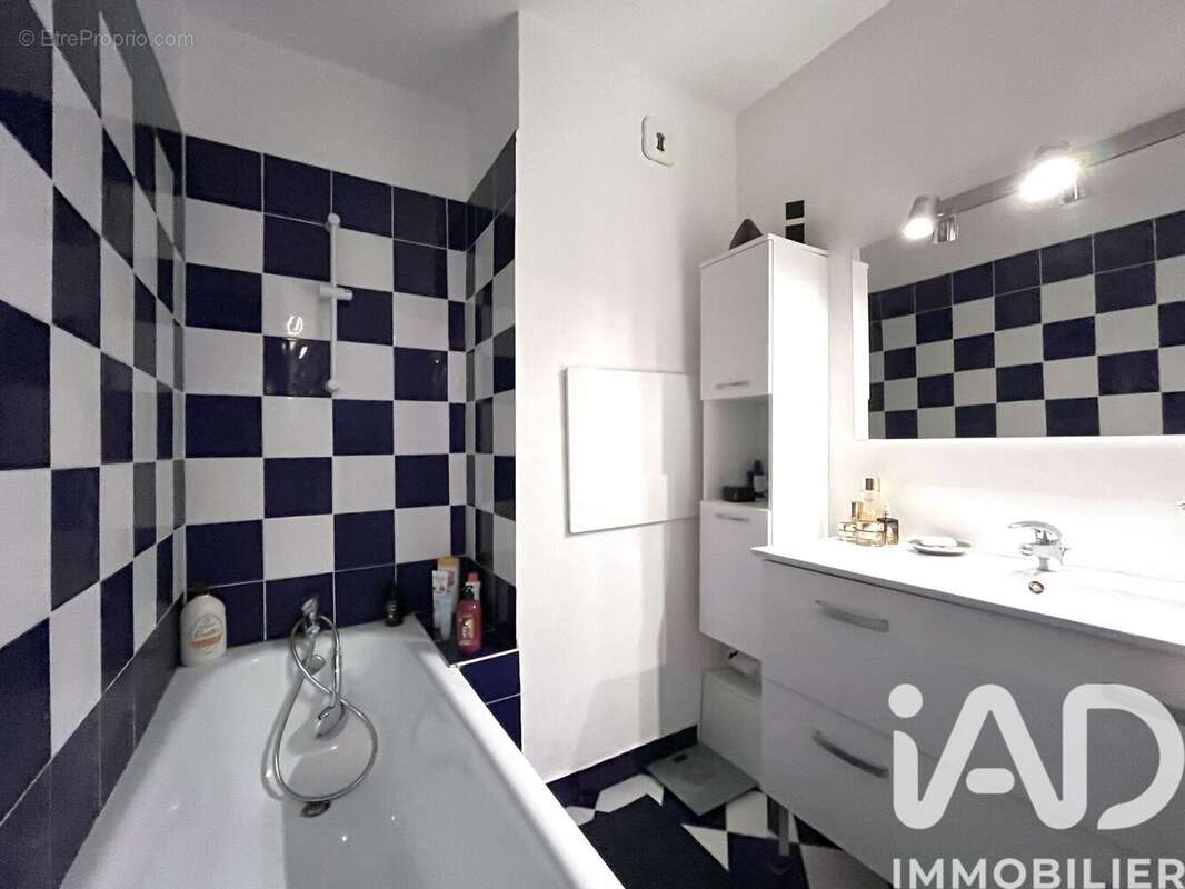 Photo 6 - Appartement à LE PLESSIS-ROBINSON