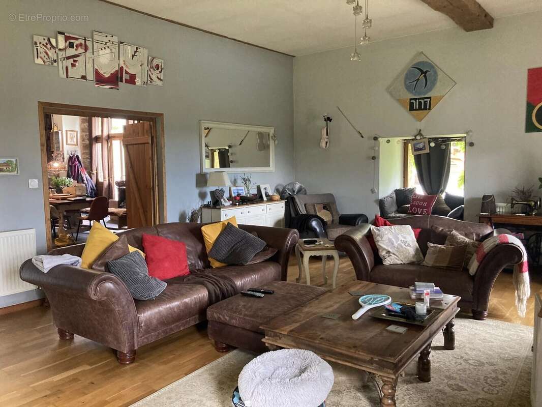 Maison à LADIGNAC-LE-LONG