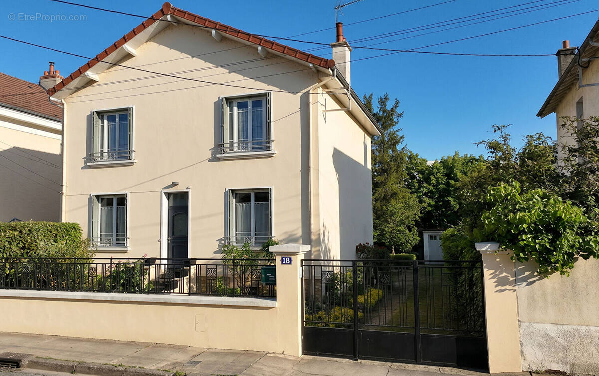 Maison à MOULINS