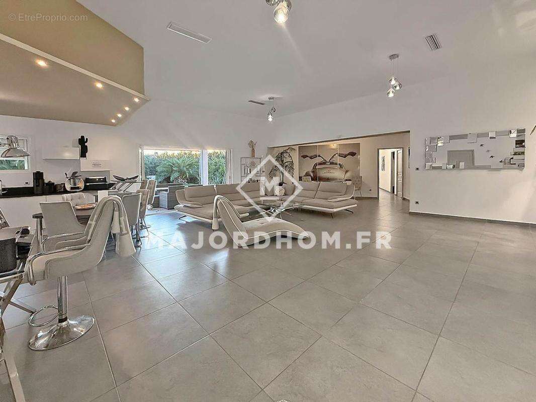 Maison à SEPTEMES-LES-VALLONS