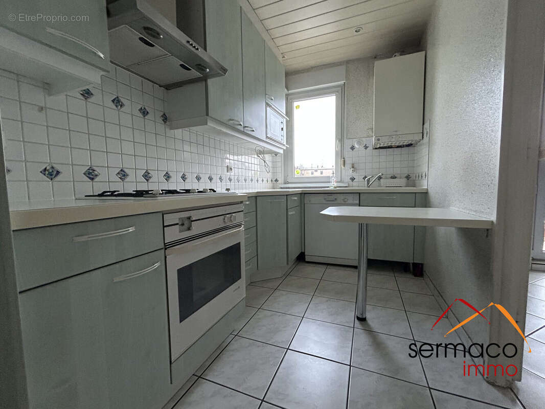 Cuisine actuellement - Appartement à SARREGUEMINES