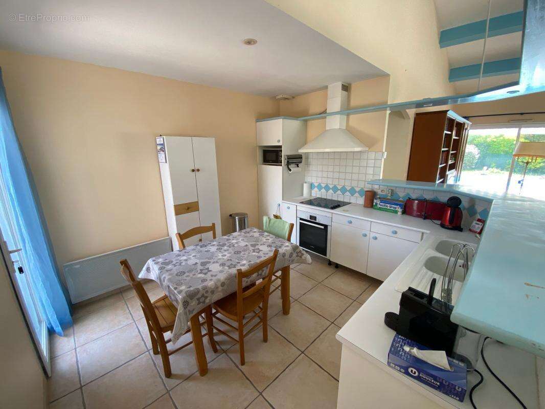 Maison à LES MATHES