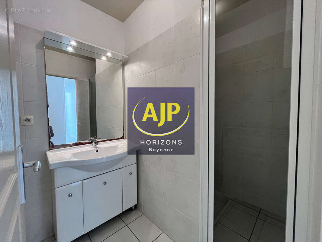 Appartement à TARNOS