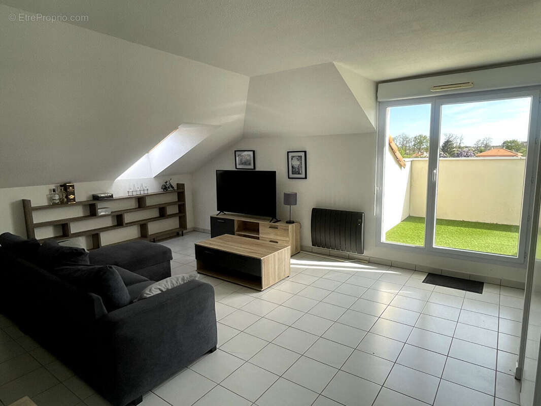 Appartement à GENESTON