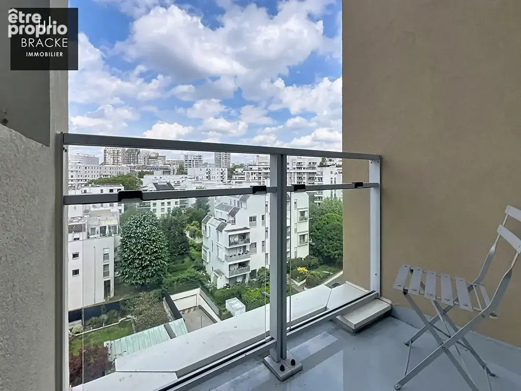 Appartement à COURBEVOIE