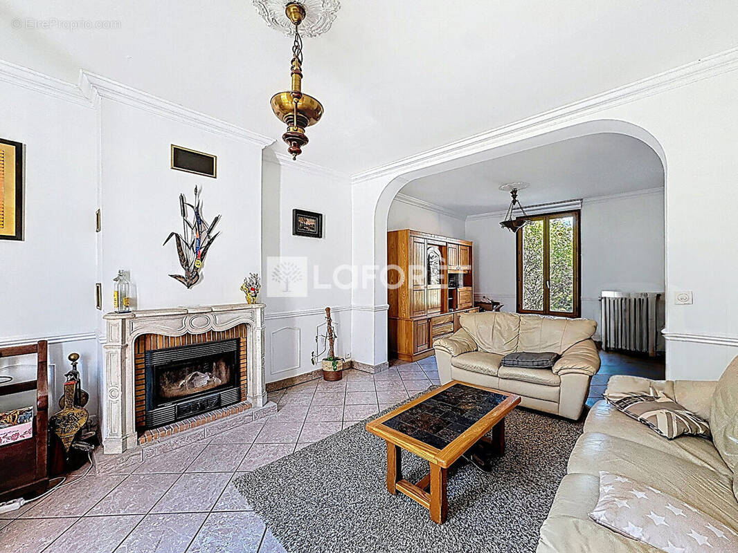 Maison à BONNEUIL-SUR-MARNE