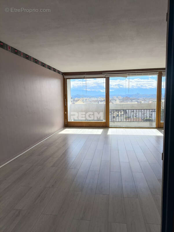Appartement à PAU
