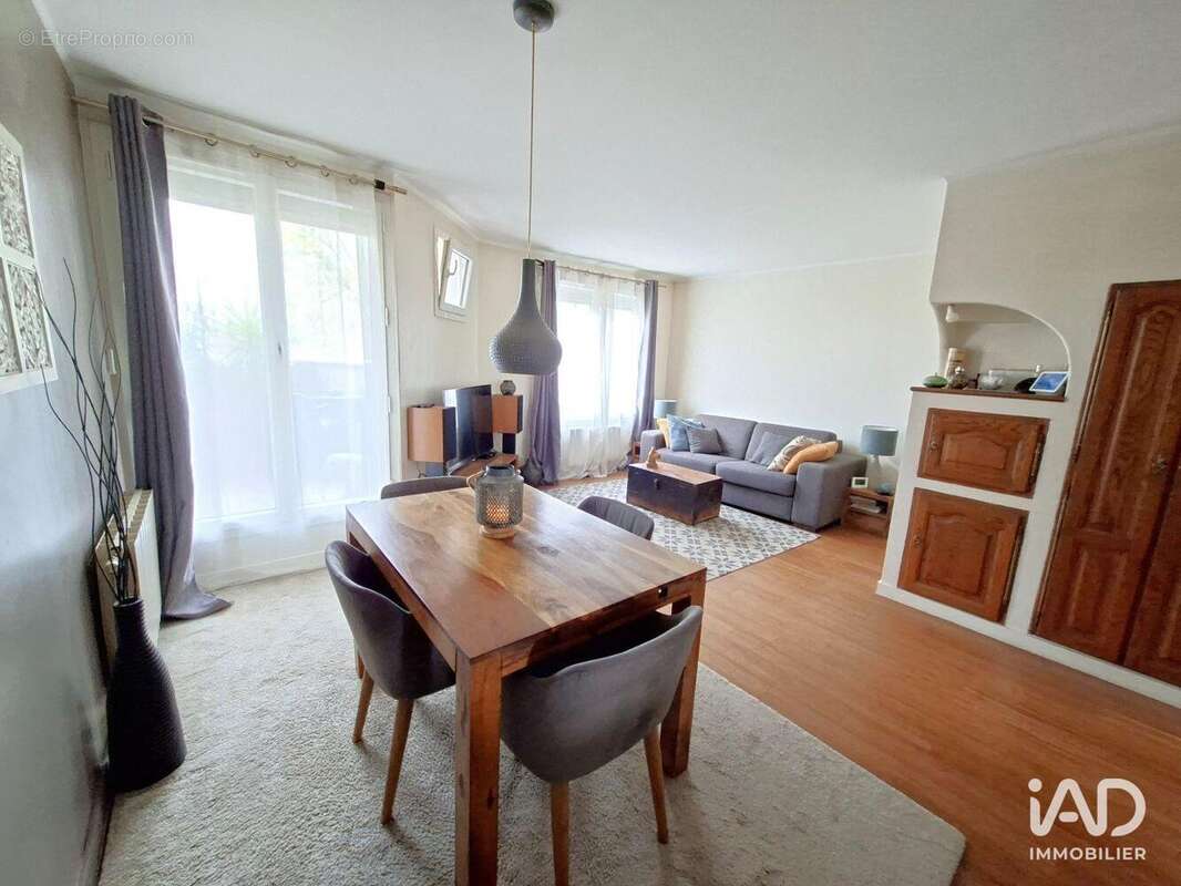 Photo 2 - Appartement à LOGNES