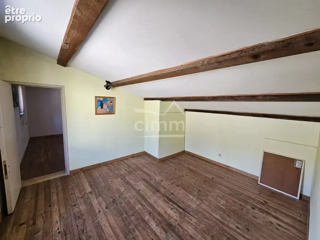 Maison T4 avec dépendance - photo 10