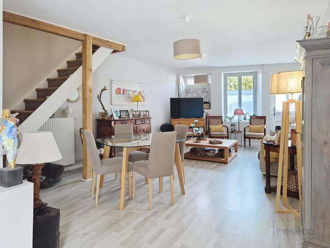 Maison 84 m² à Nery  - photo 2