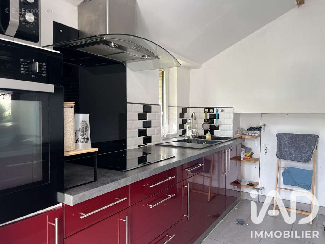 Maison 149 m² à Chatres  - photo 4