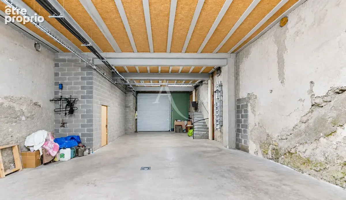 Propriété d'exception aux portes de Narbonne ! Garage de 190m² + 2 dépendances. - photo 4