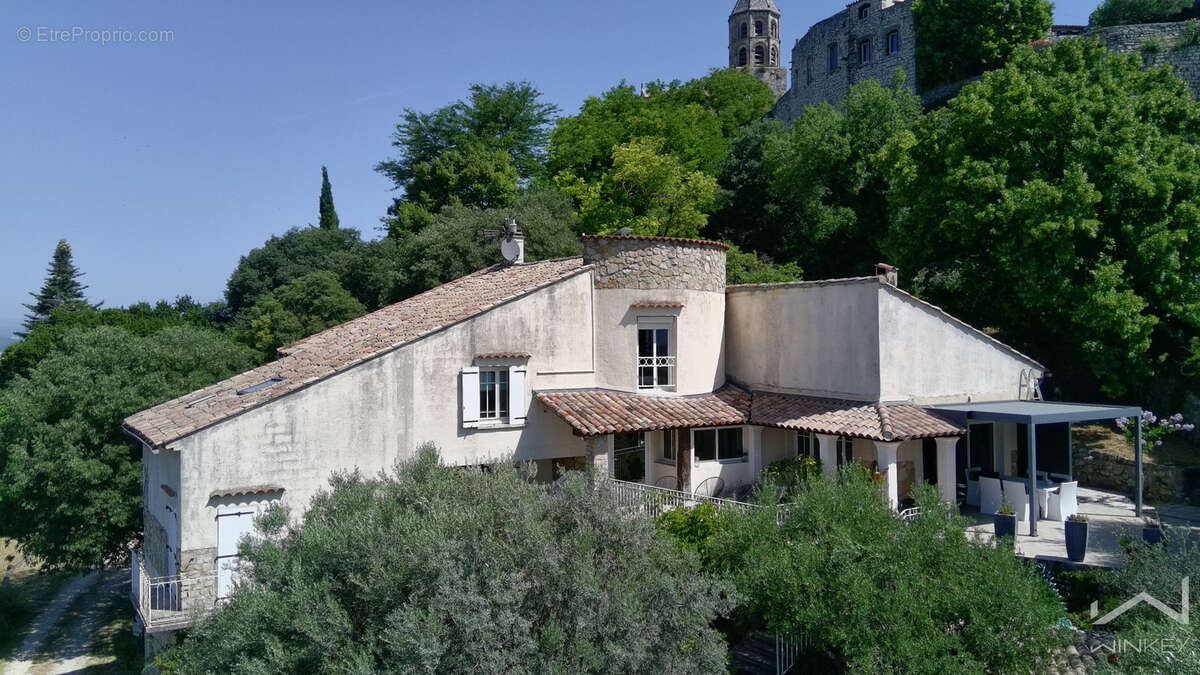 Maison à LA GARDE-ADHEMAR