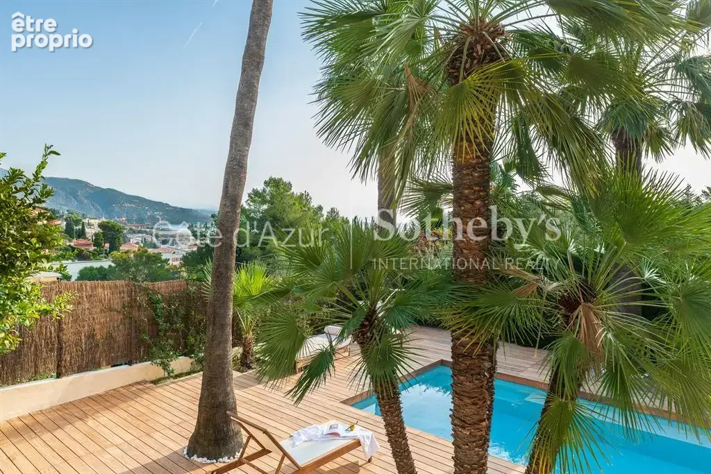 Roquebrune-Cap-Martin, villa contemporaine rénovée avec piscine à proximité de Monaco - photo 10