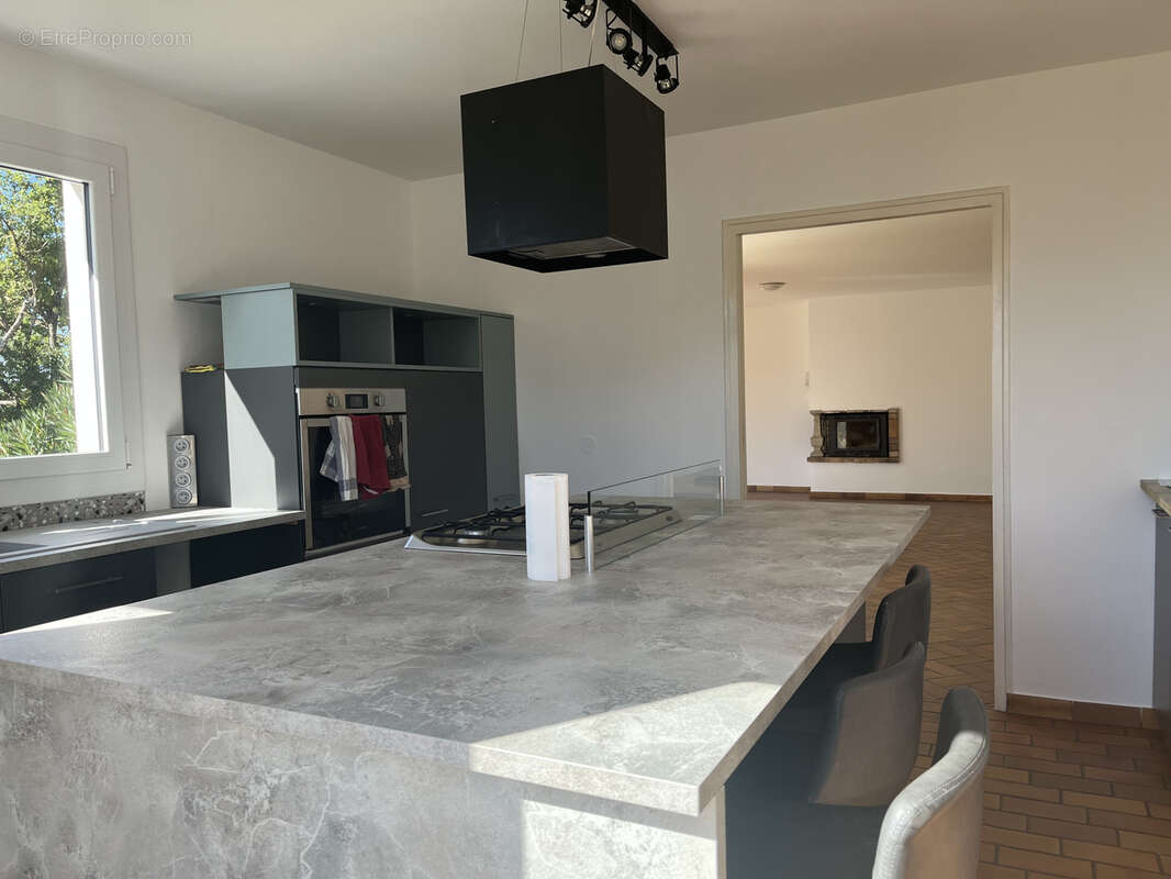 Maison à MORTAGNE-SUR-SEVRE