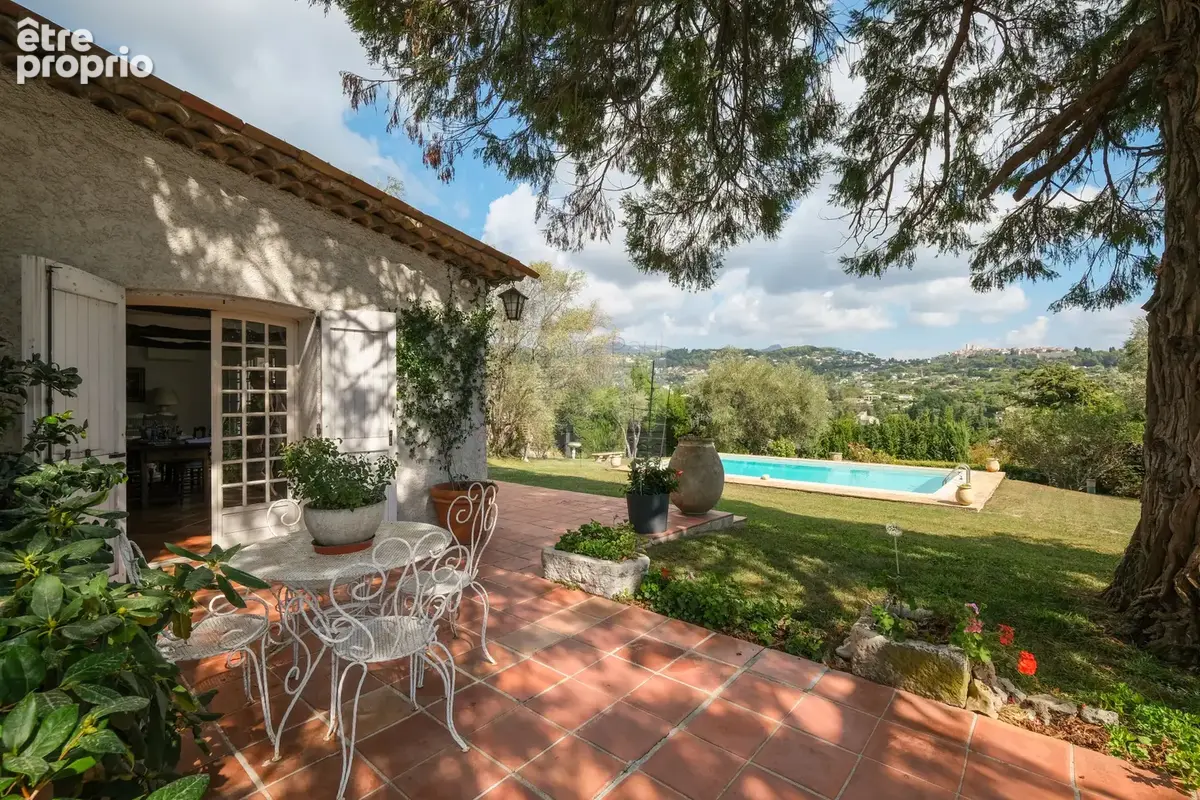 La Colle-sur-Loup - Propriété 256m2 - Vue village St Paul - photo 8