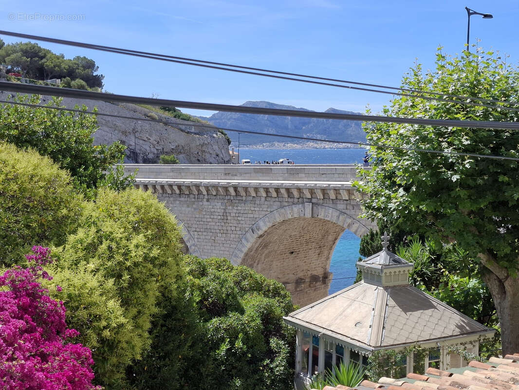 Appartement à MARSEILLE-7E
