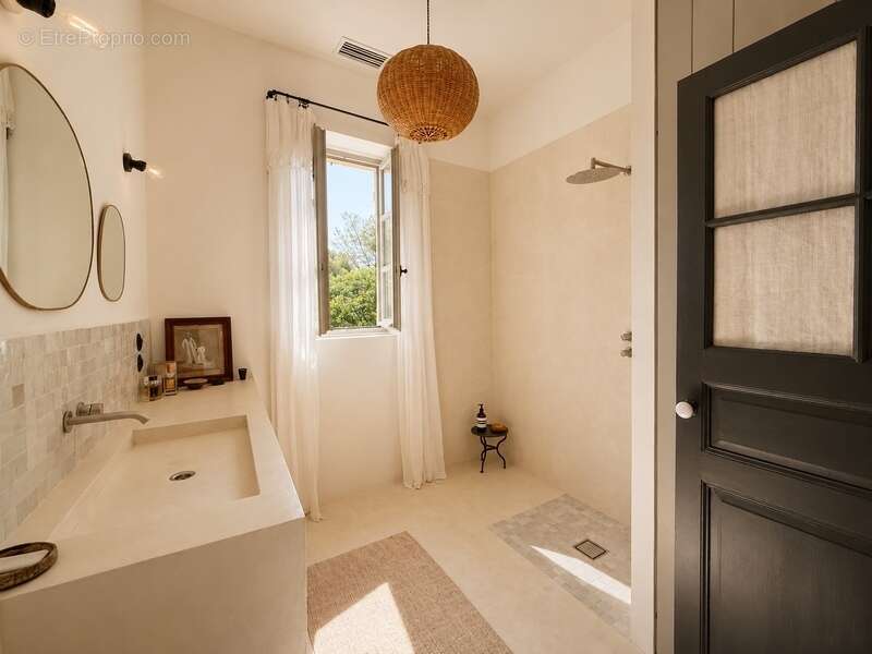 Maison de village à vendre 4 pièces 100 m2 , jardin, bassin de nage, garage PUYVERT  (84) - photo 10