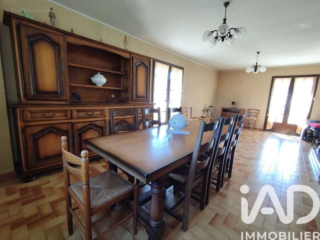 Photo 3 - Maison à BUZY