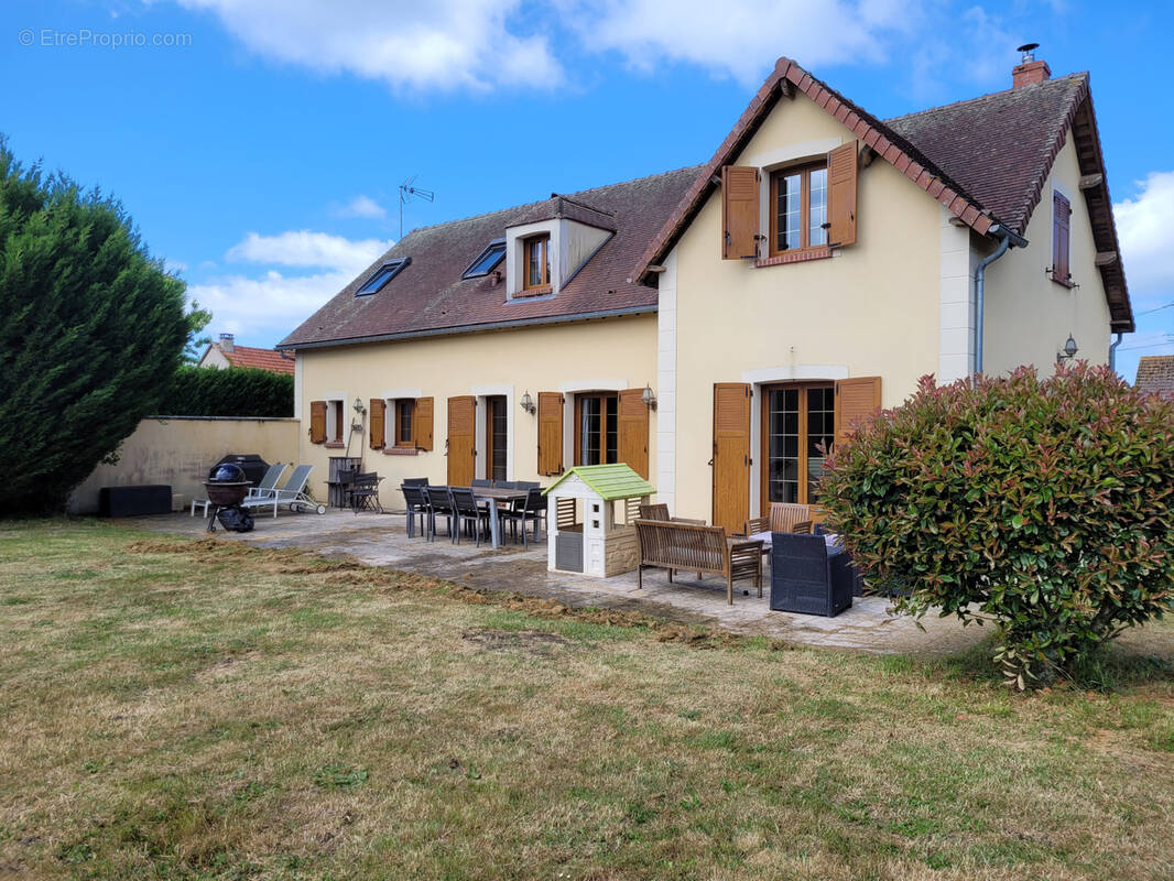 Maison à LA BOURDINIERE-SAINT-LOUP