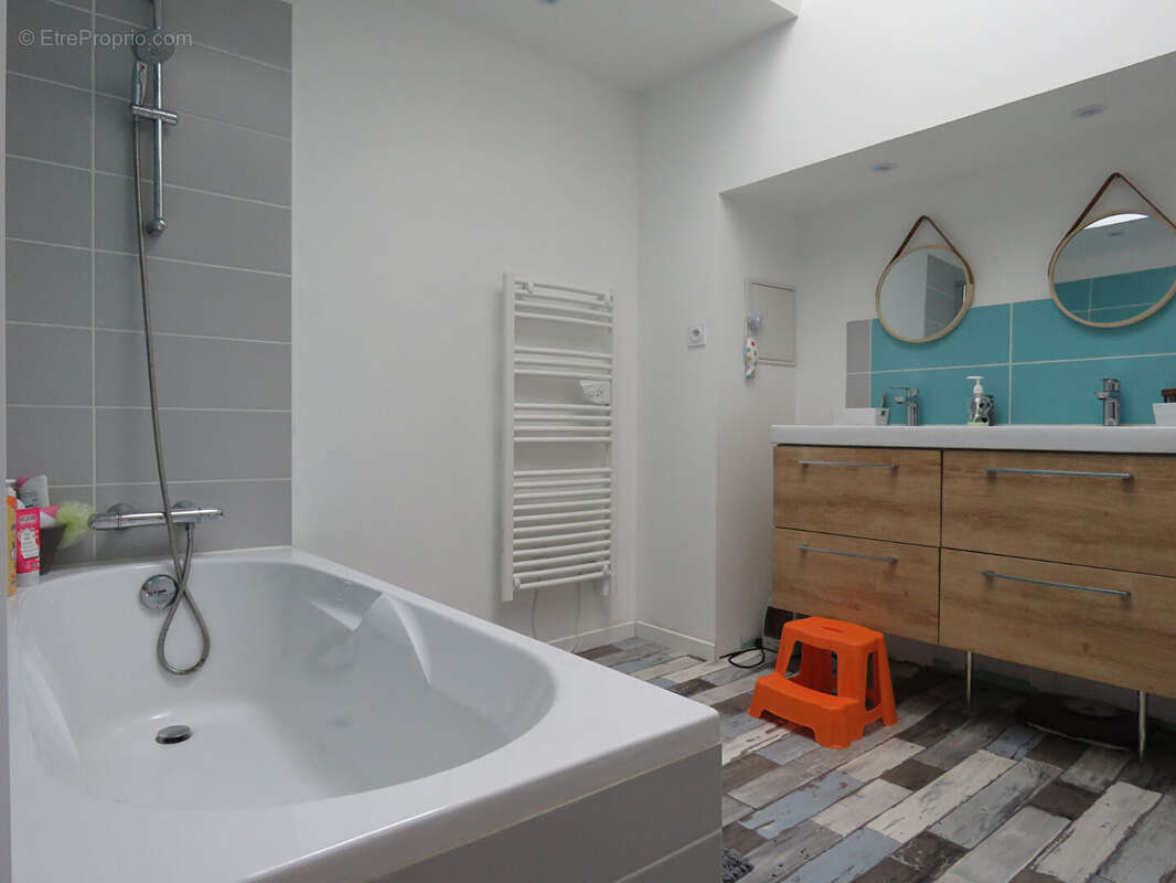 Maison à PLONEOUR-LANVERN