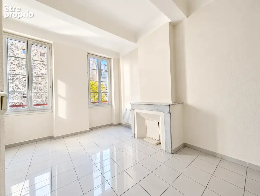 Appartement à MARSEILLE-6E