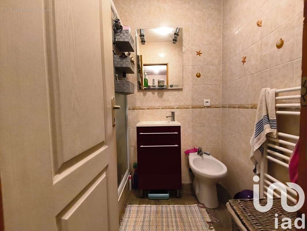 Photo 8 - Maison à BEGROLLES-EN-MAUGES